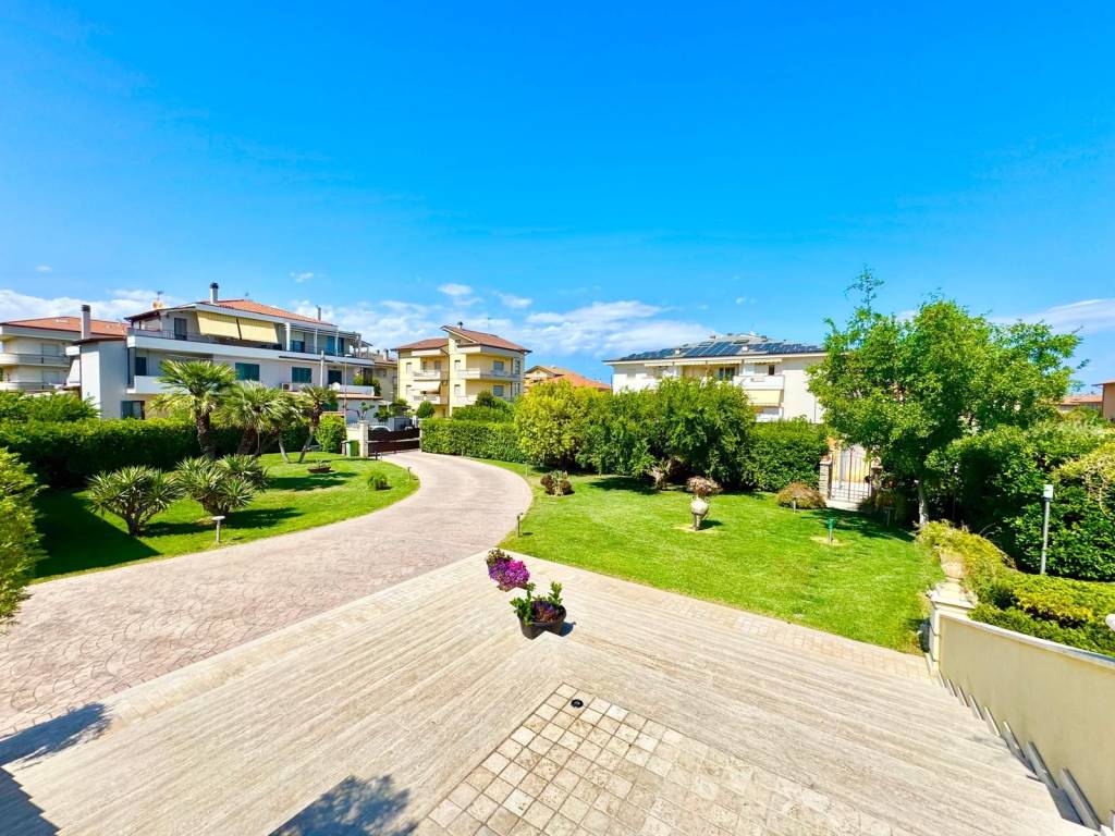 Villa a Giulianova in Via Fonte San Flaviano - Foto 5