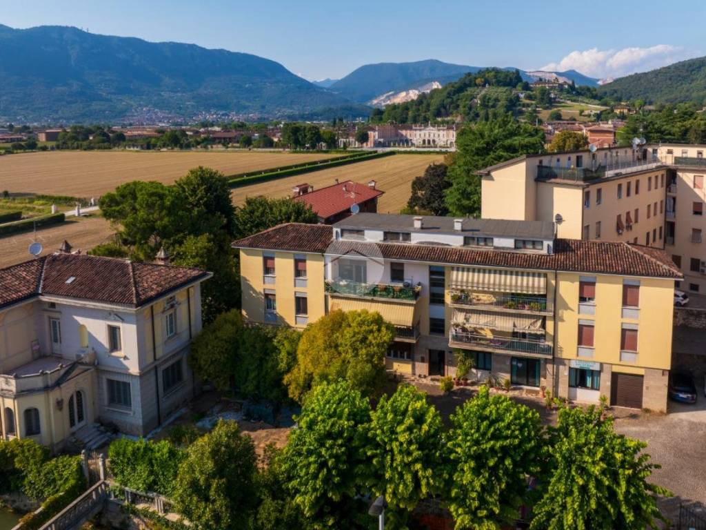 Appartamento a Rezzato in Via Giuseppe Mazzini, 10 - Foto 2