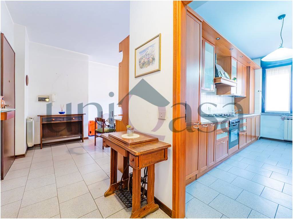 Appartamento a Lecco in Via Salvatore Sassi, 10 - Foto 3