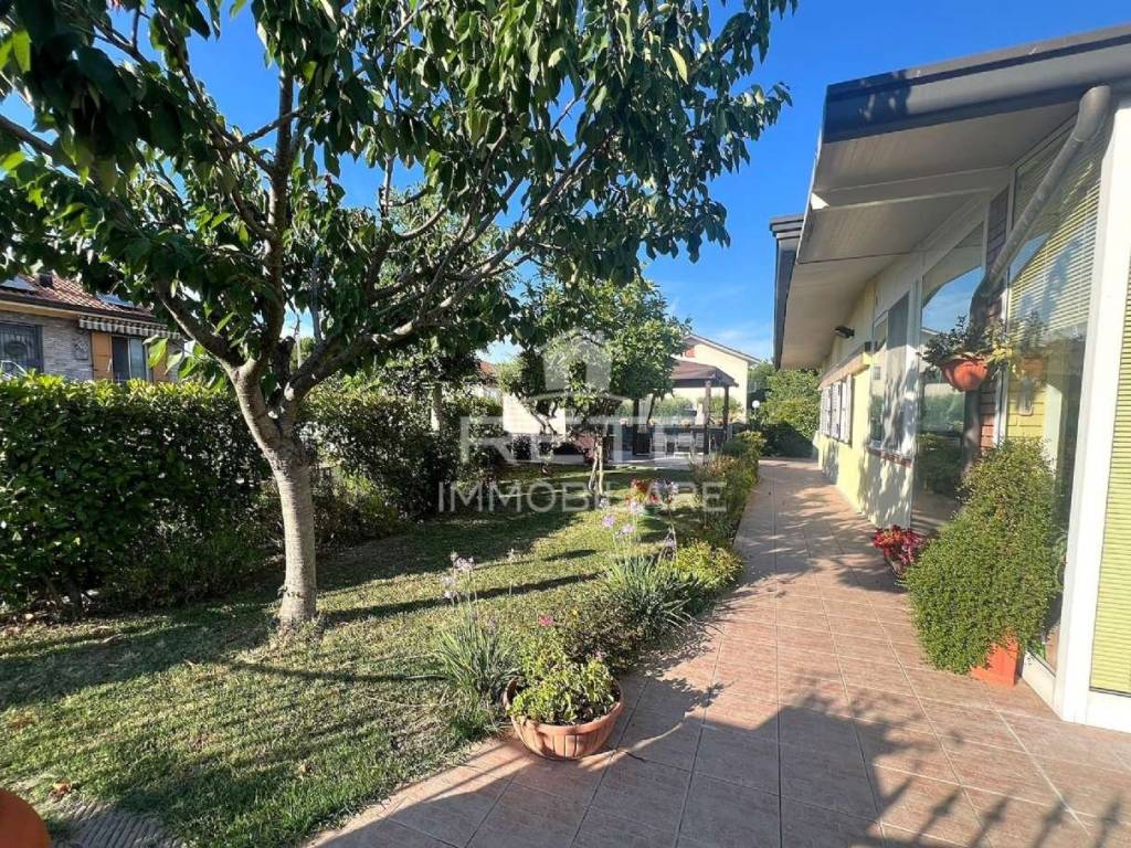 Casa indipendente a Rimini - Foto 2
