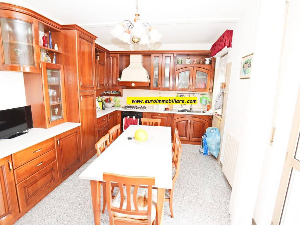 Villa a Pineto in Strada Comunale Colle Cretone - Foto 5