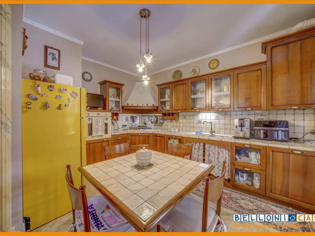 Appartamento a Casorate sempione in Via Trieste - Foto 2
