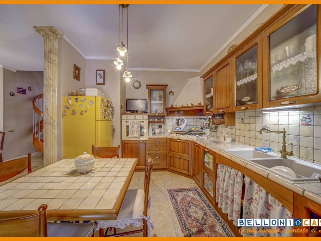 Appartamento a Casorate sempione in Via Trieste - Foto 3