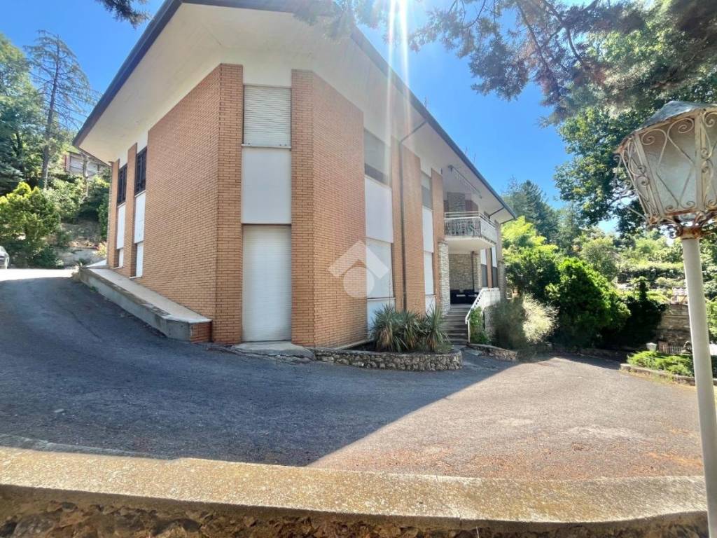 Appartamento a Assisi in Via S. Benedetto, 19 - Foto 3