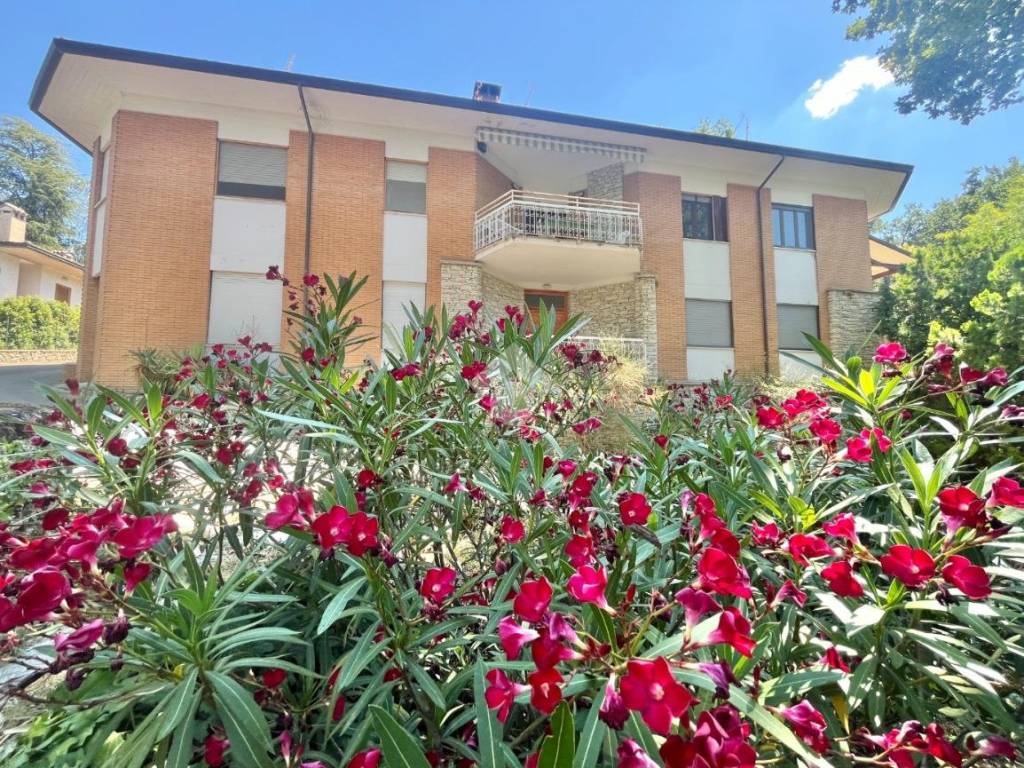 Appartamento a Assisi in Via S. Benedetto, 19 - Foto 5