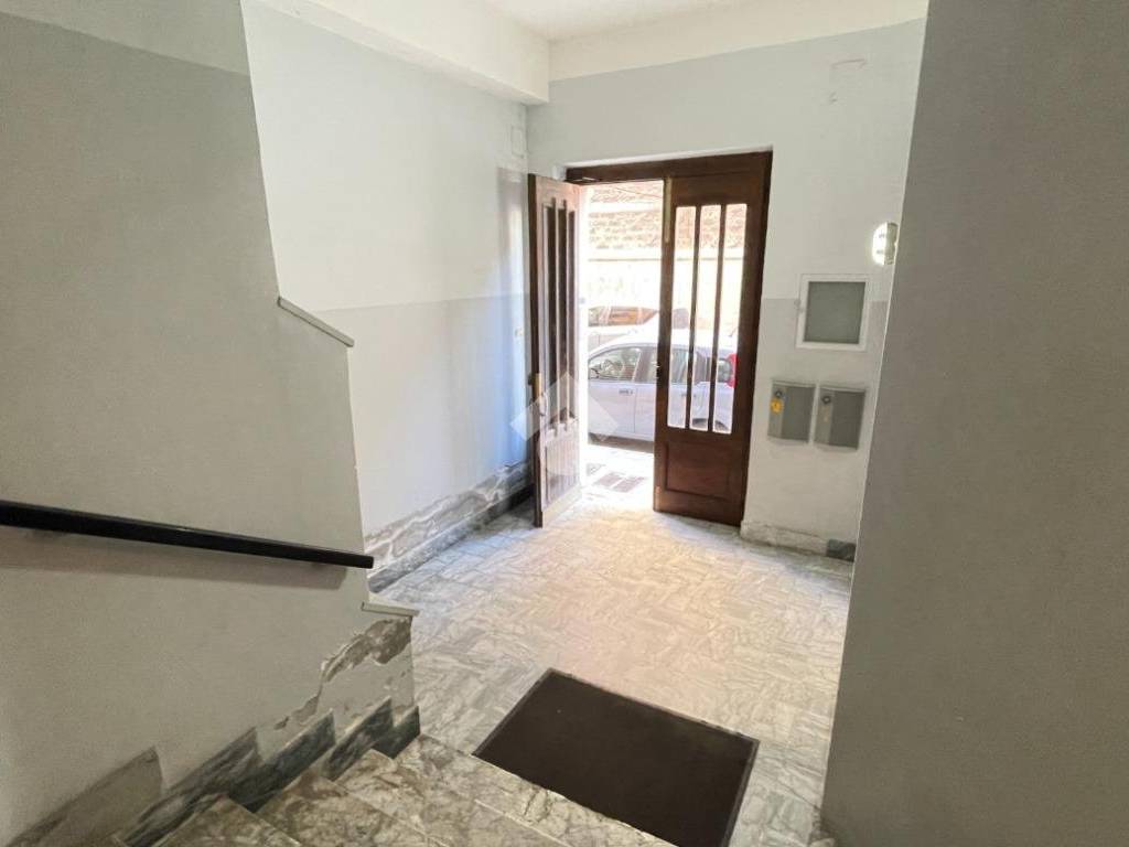 Appartamento a Bari in LARGO MONSIGNOR AUGUSTO CURI, 11 - Foto 5