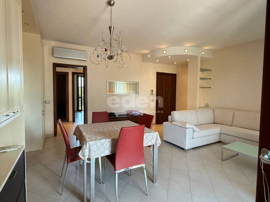 Appartamento a Modena in Via Guareschi , 10 - Foto 2