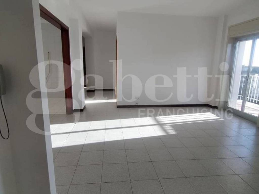 Appartamento a Caltanissetta in VIA FERDINANDO I, 115 - Foto 3
