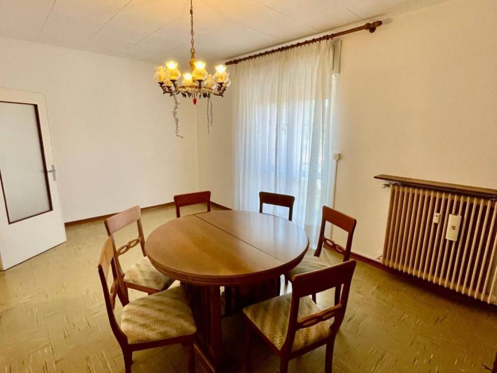 Appartamento a Belluno in Via Caduti del Ponte di San Felice, 41 - Foto 4