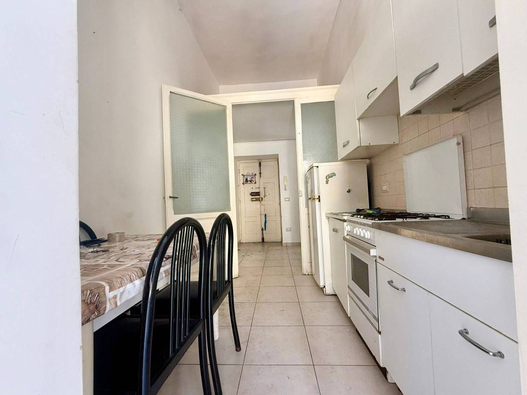 Appartamento a Napoli in Via Benedetto Cairoli, 29 - Foto 4