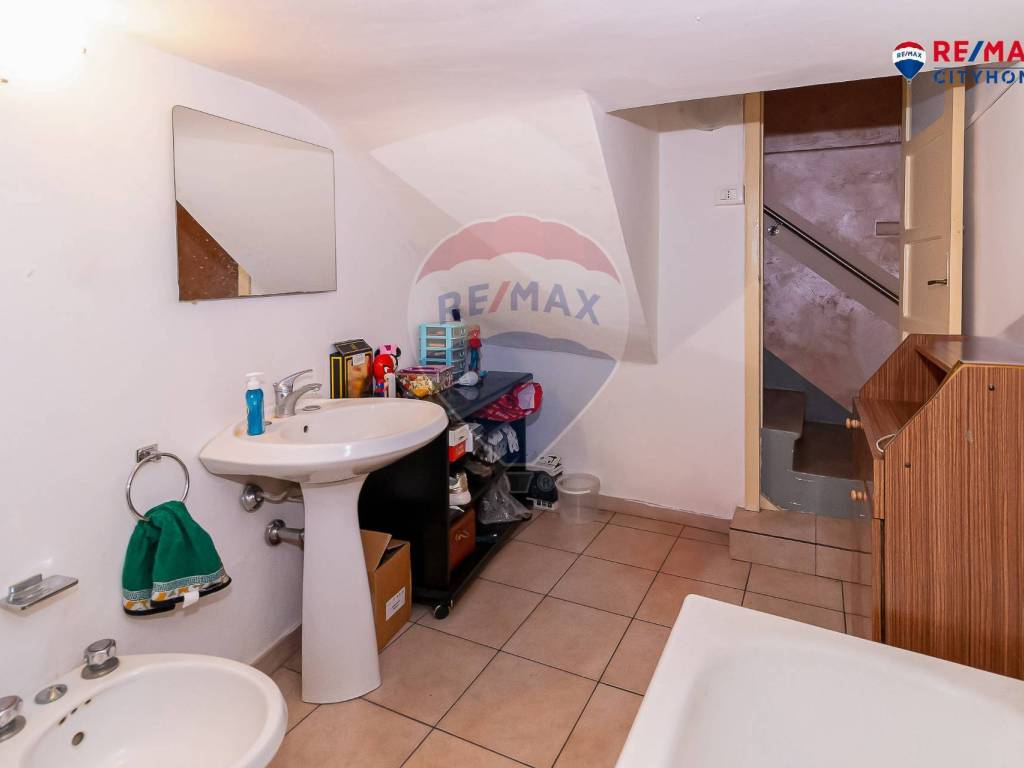 Casa indipendente a Paternò in via Madonna della Scala - Foto 4