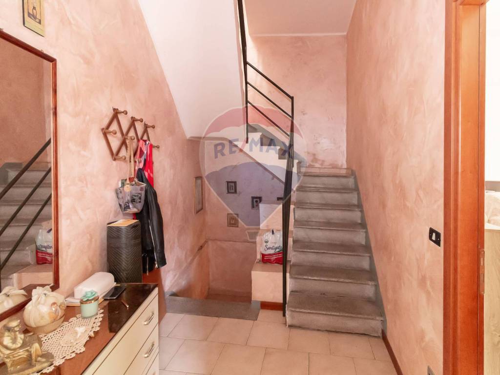 Casa indipendente a Paternò in via Madonna della Scala - Foto 5