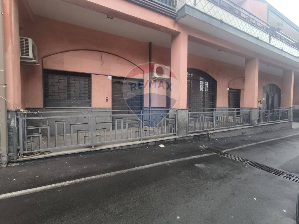 Immobile a Camporotondo etneo in VIA IV NOVEMBRE - Foto 2
