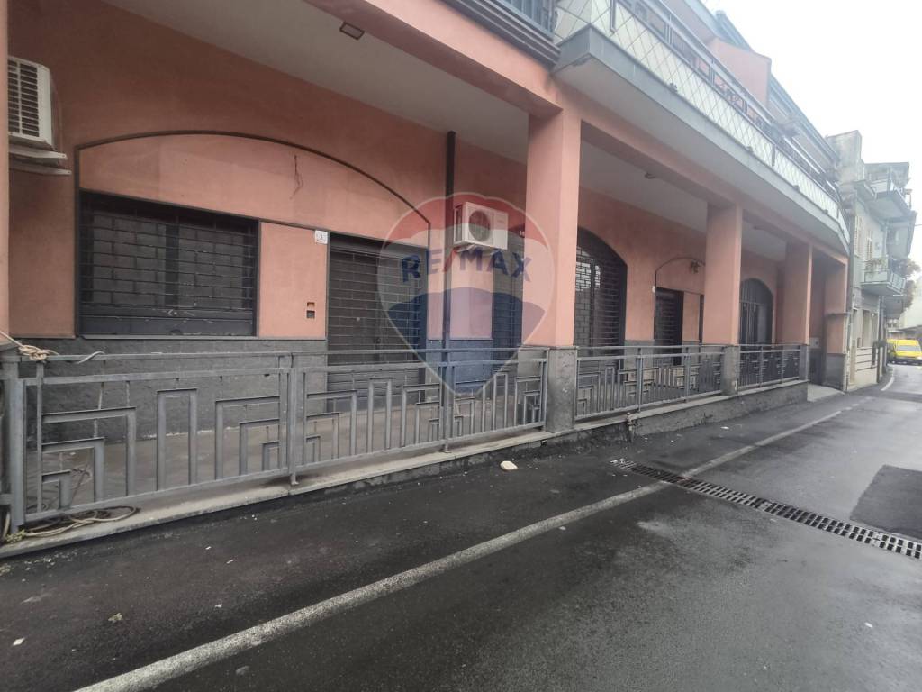 Immobile a Camporotondo etneo in VIA IV NOVEMBRE - Foto 3