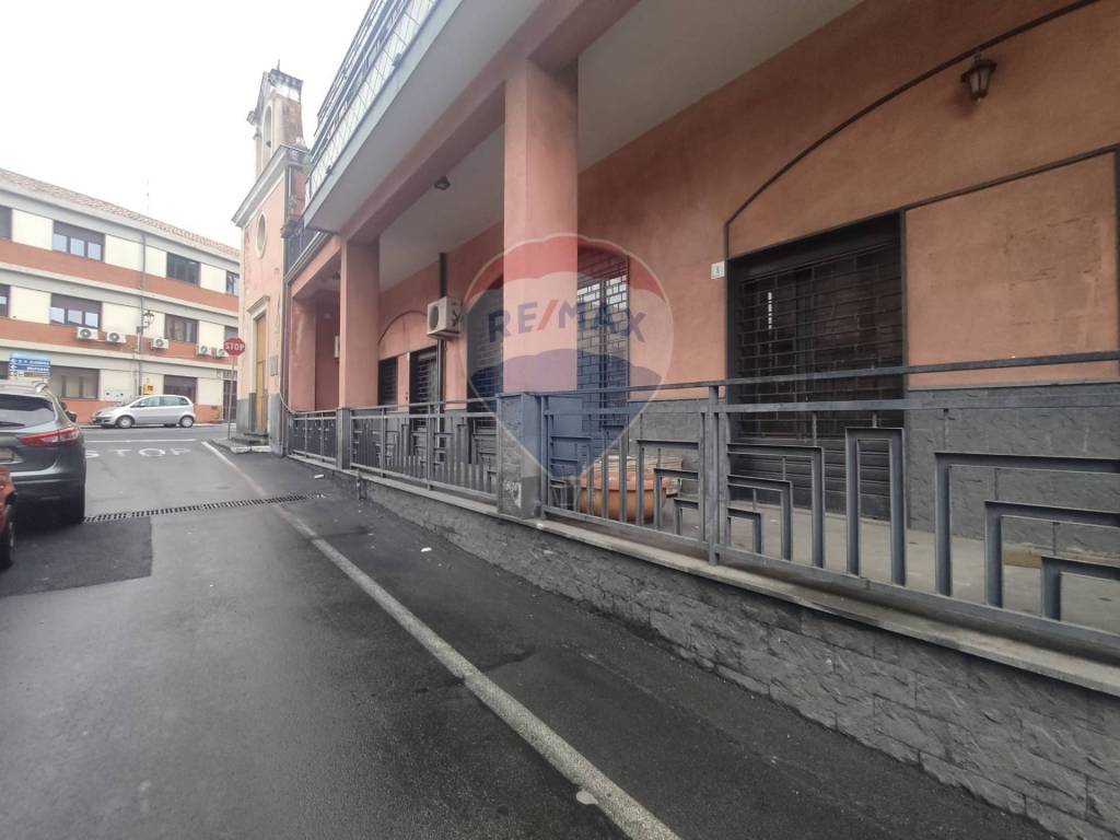 Immobile a Camporotondo etneo in VIA IV NOVEMBRE - Foto 5