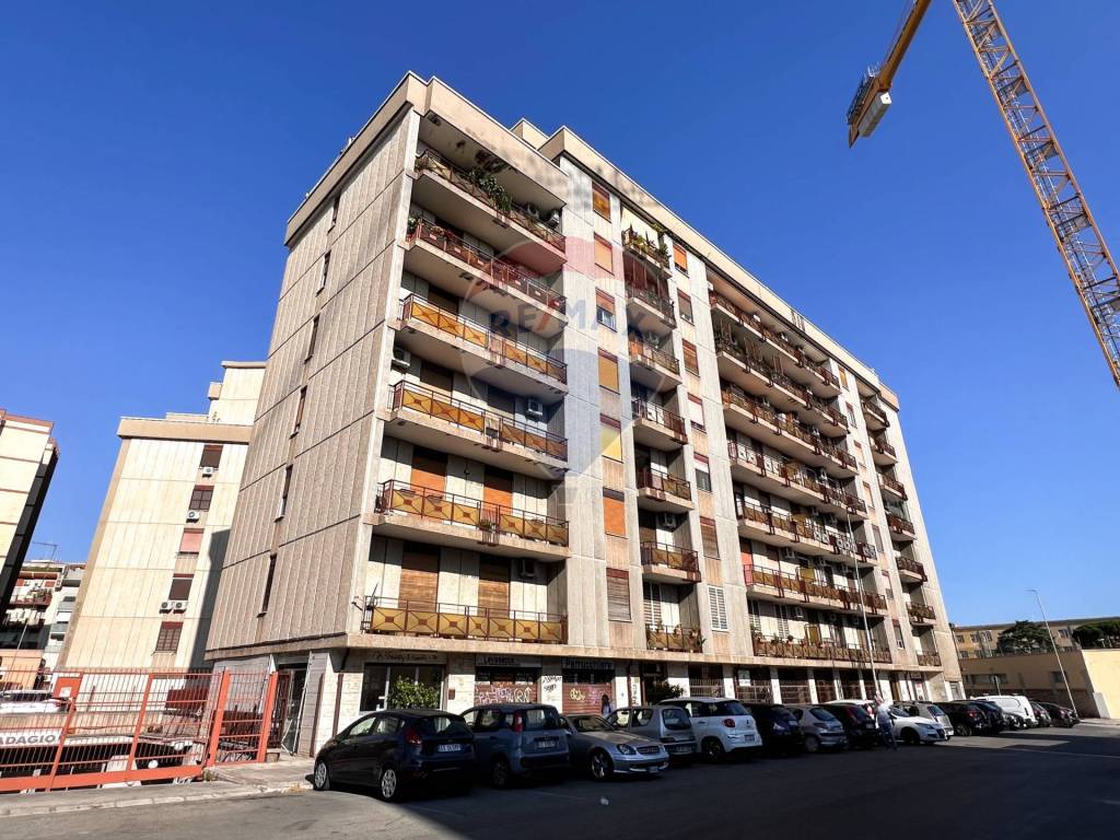 Appartamento a Bari in Via Gorjux, 5 - Foto 2