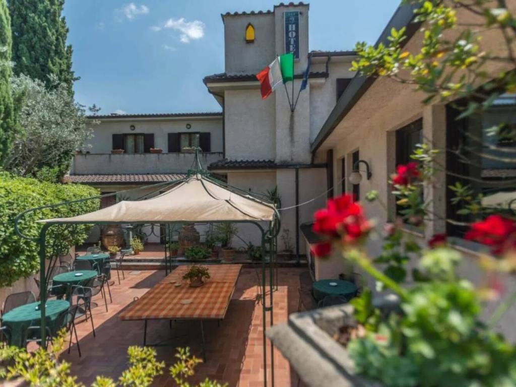 Palazzo / stabile a Magione - Foto 2