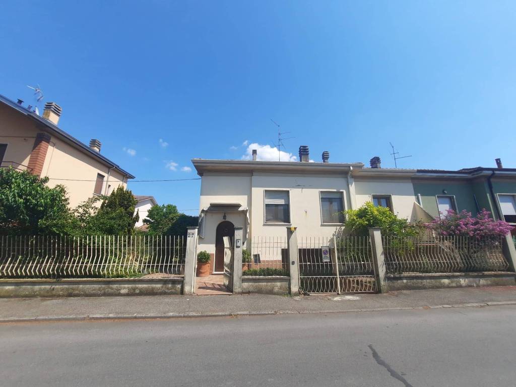 Villa a Piacenza in Via Luigi Scotti, 27 - Foto 2