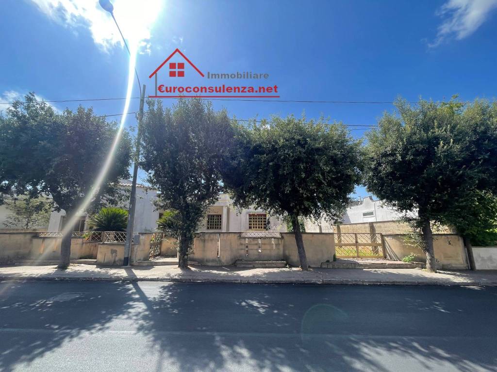 Villa a Melissano in Via Racale, 131 - Foto 4