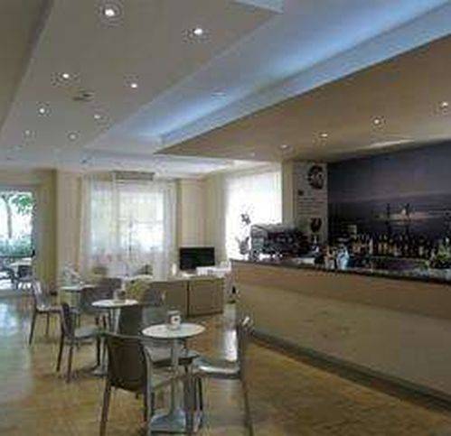 Palazzo / stabile a Riccione - Foto 2