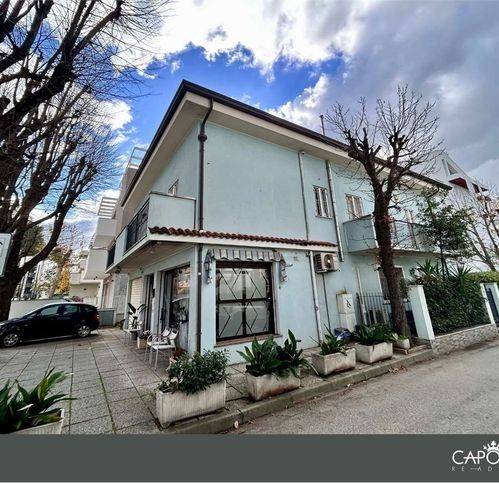 Villa a Riccione in Via Virgilio 35 - Foto 3