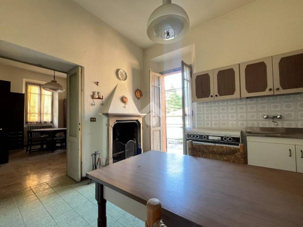Villa a Esino lario in Piazza Italia, 3 - Foto 3