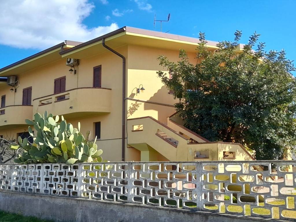 Villa a Sellia marina in Via del Tigli, 5 - Foto 2