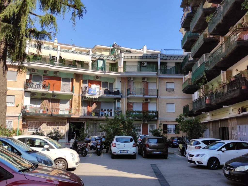 Appartamento a Napoli in Via Ben Hur - Foto 4