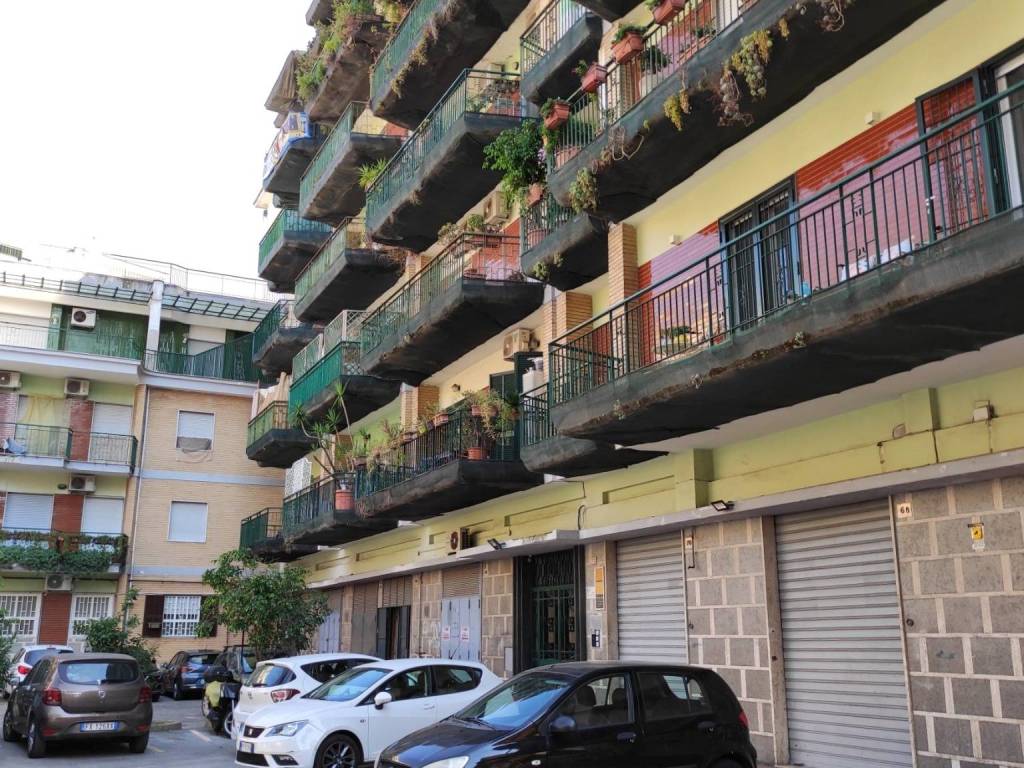 Appartamento a Napoli in Via Ben Hur - Foto 5