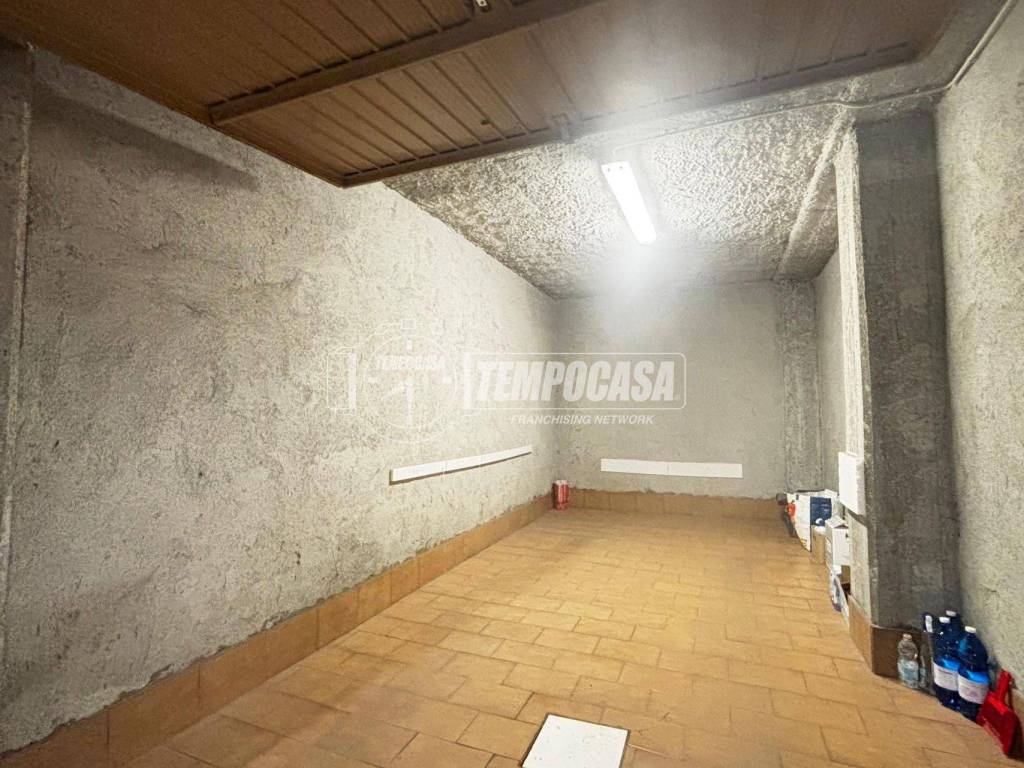 Appartamento a Aosta in Via Grand Eyvia 23 - Foto 5