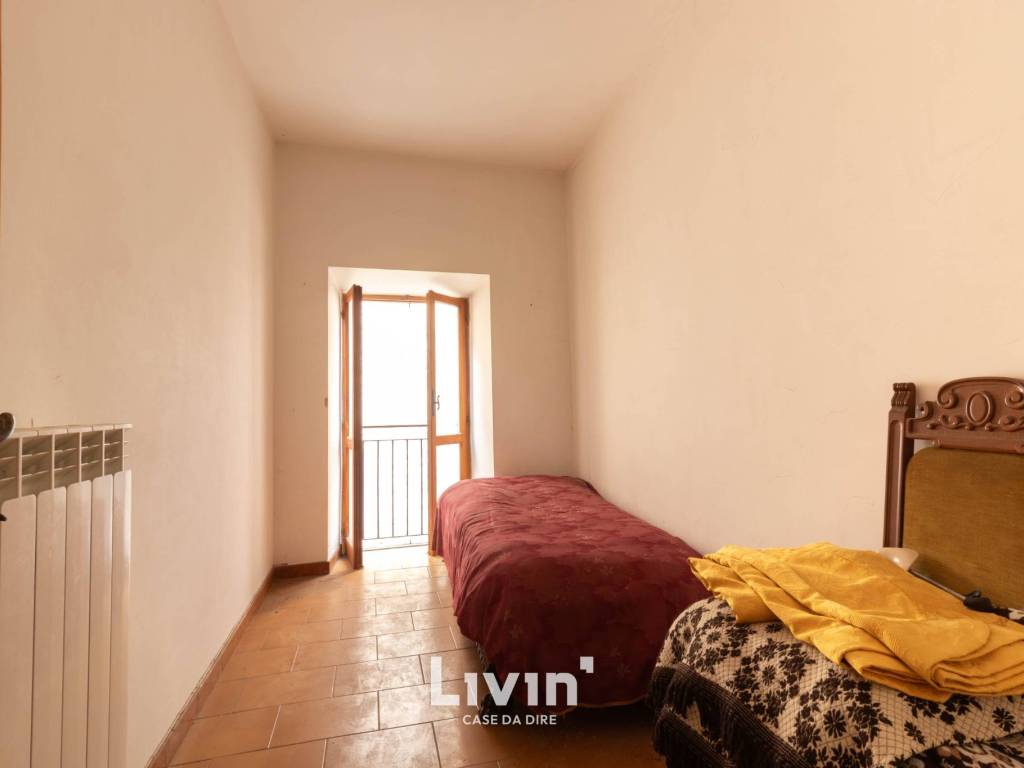 Appartamento a Maenza in Via del Colle - Foto 4