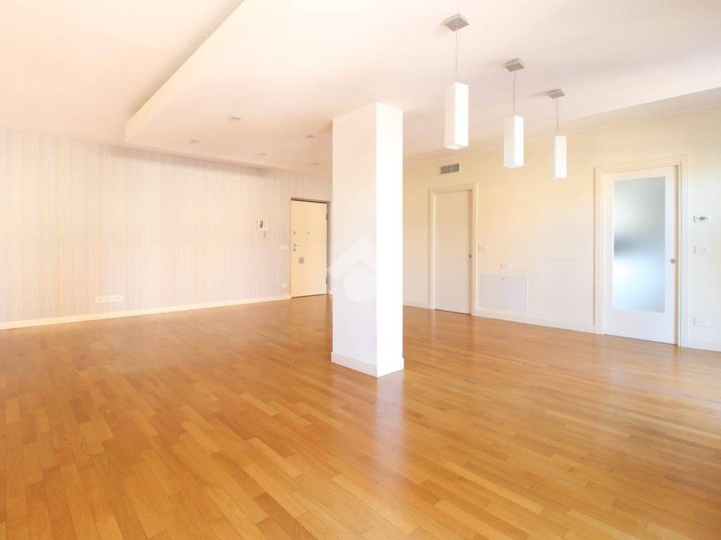 Appartamento a Roseto degli abruzzi in Via E. de Amicis, 132 - Foto 4