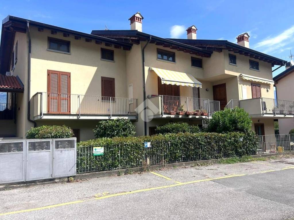 Appartamento a Colico in Via Famiglia Molinari, 5 - Foto 3