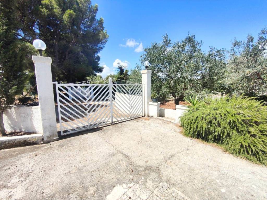 Rustico / casale a Ostuni in contrada acquarella - Foto 3