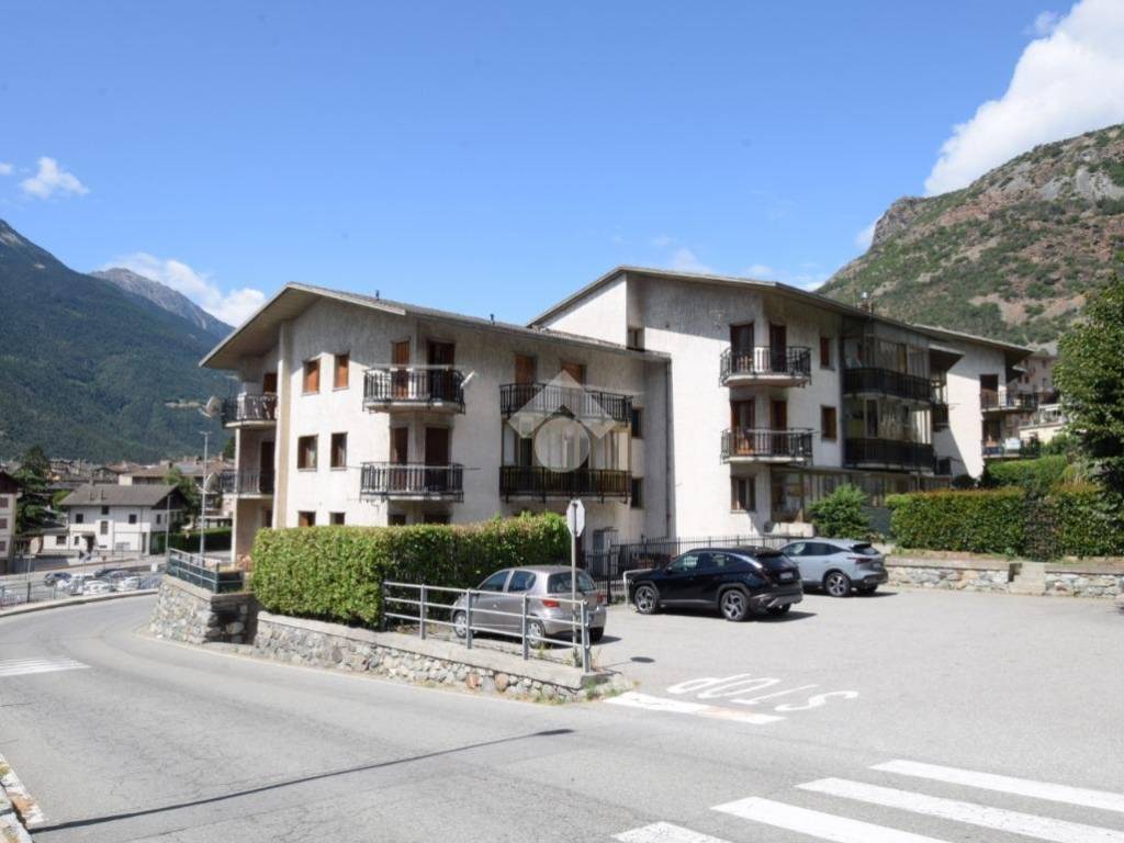 Appartamento a Chatillon in Via pellissier, 8 - Foto 2