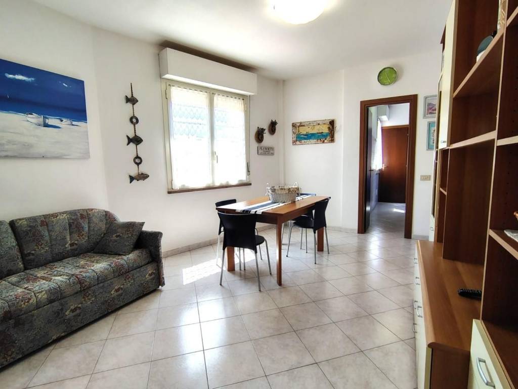 Appartamento a Rosignano marittimo in Via Monte alla Rena, 8 - Foto 2