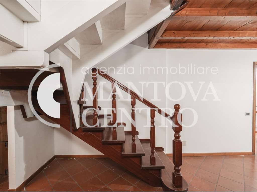 Casa indipendente a Mantova in VICOLO PERSICO, 6 - Foto 5