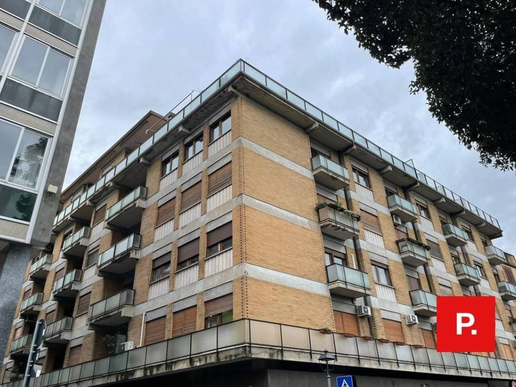 Appartamento a Caserta in piazza Vanvitelli - Foto 3