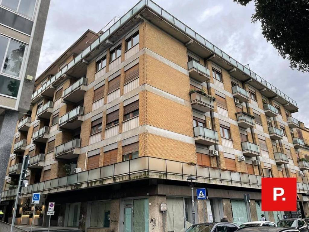 Appartamento a Caserta in piazza Vanvitelli - Foto 5