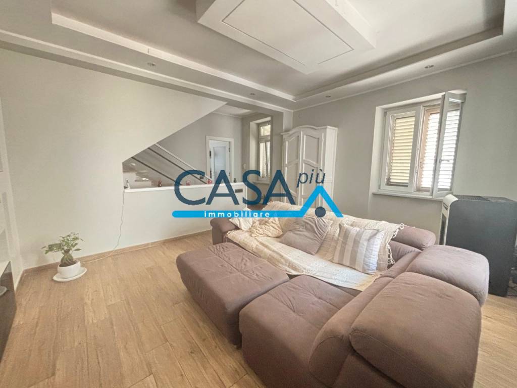 Casa indipendente a Bellona in Via A. Sorrentino - Foto 3