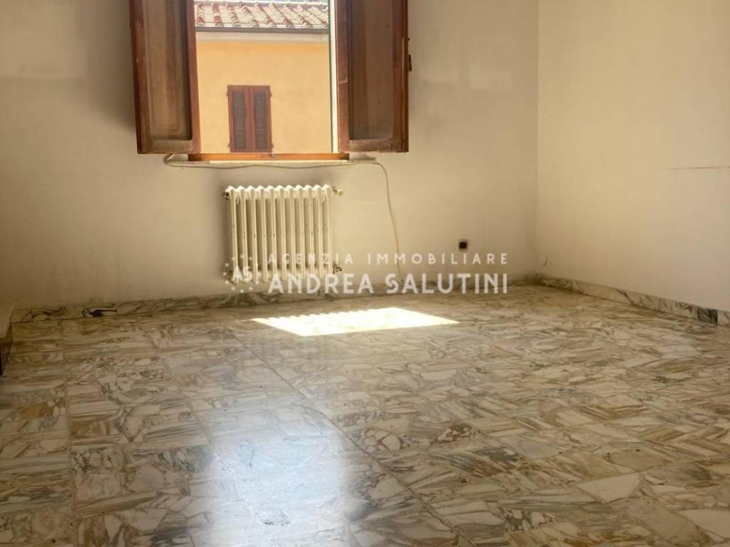 Appartamento a Buti in Piazza Giuseppe Garibaldi, - Foto 3