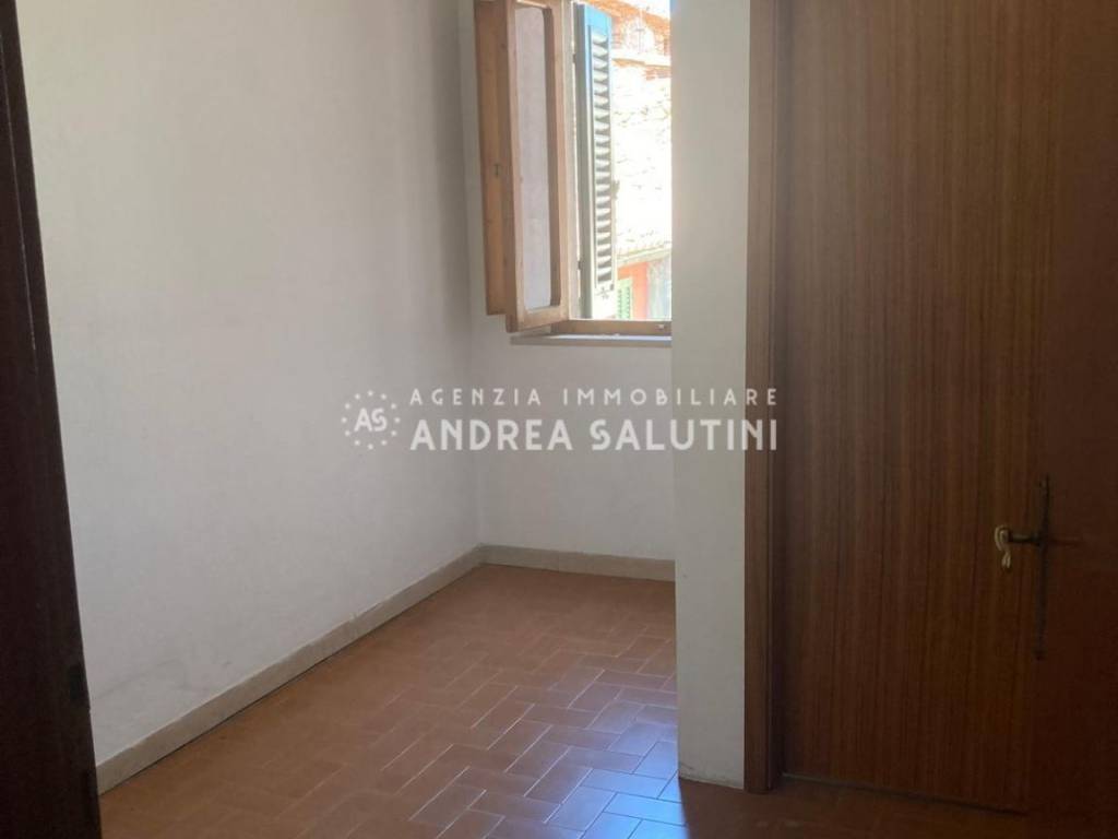 Appartamento a Buti in Piazza Giuseppe Garibaldi, - Foto 4