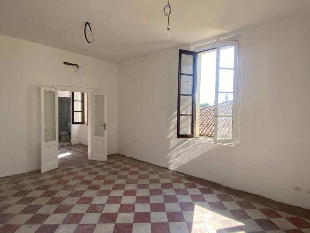 Appartamento a Lodi in Via Borgo Adda, 87 - Foto 2