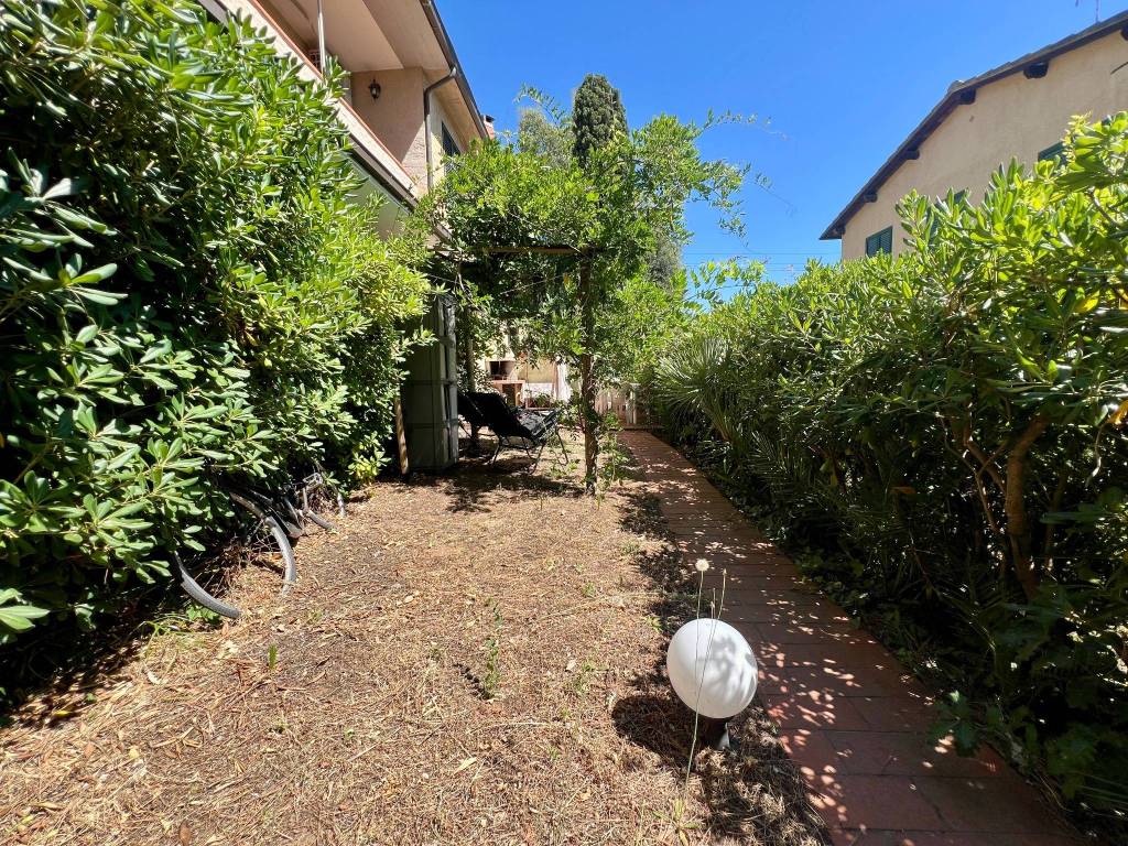 Appartamento a Castagneto carducci in Via Carlo Collodi - Foto 3