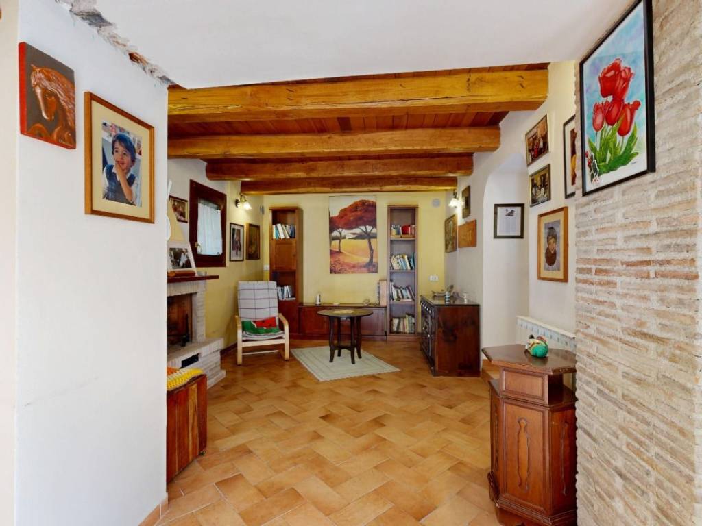 Casa indipendente a Rieti in via San Sebastiano - San Giovanni Reatino - Foto 5