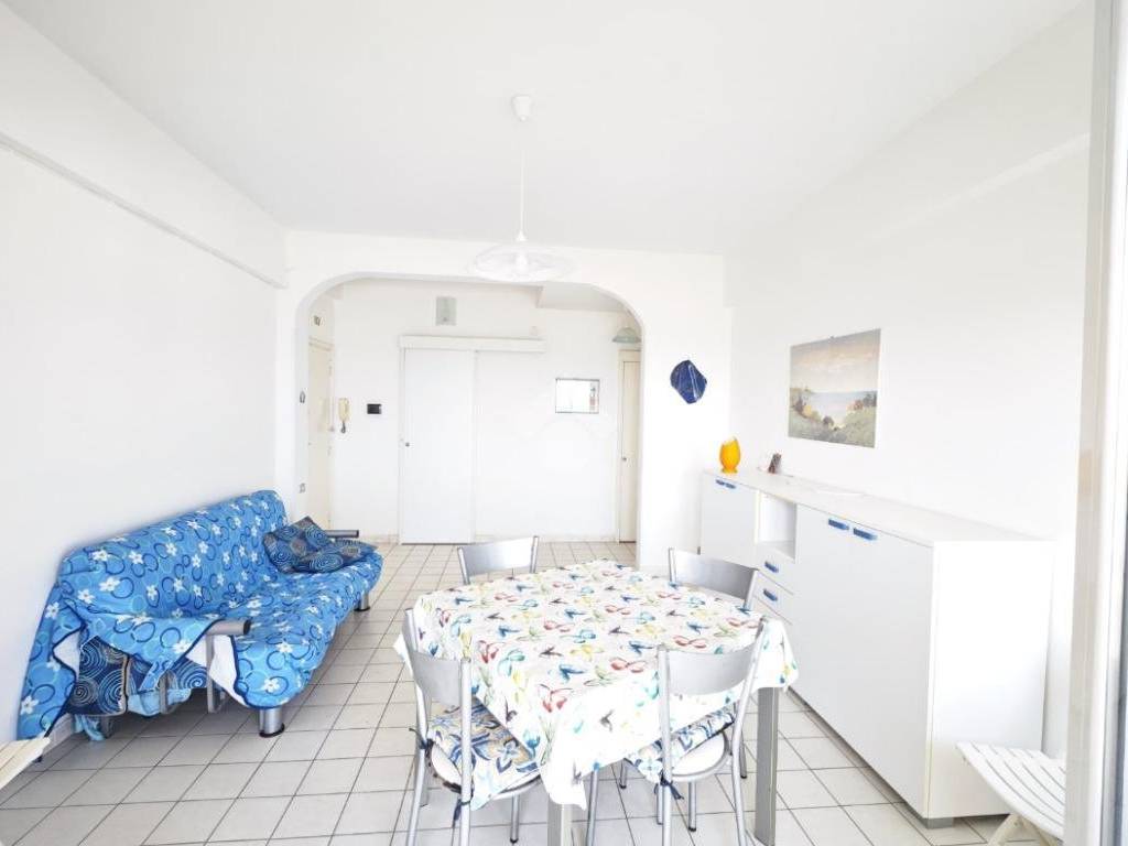 Appartamento a Minturno in Lungomare Nazario Sauro, 107 - Foto 4