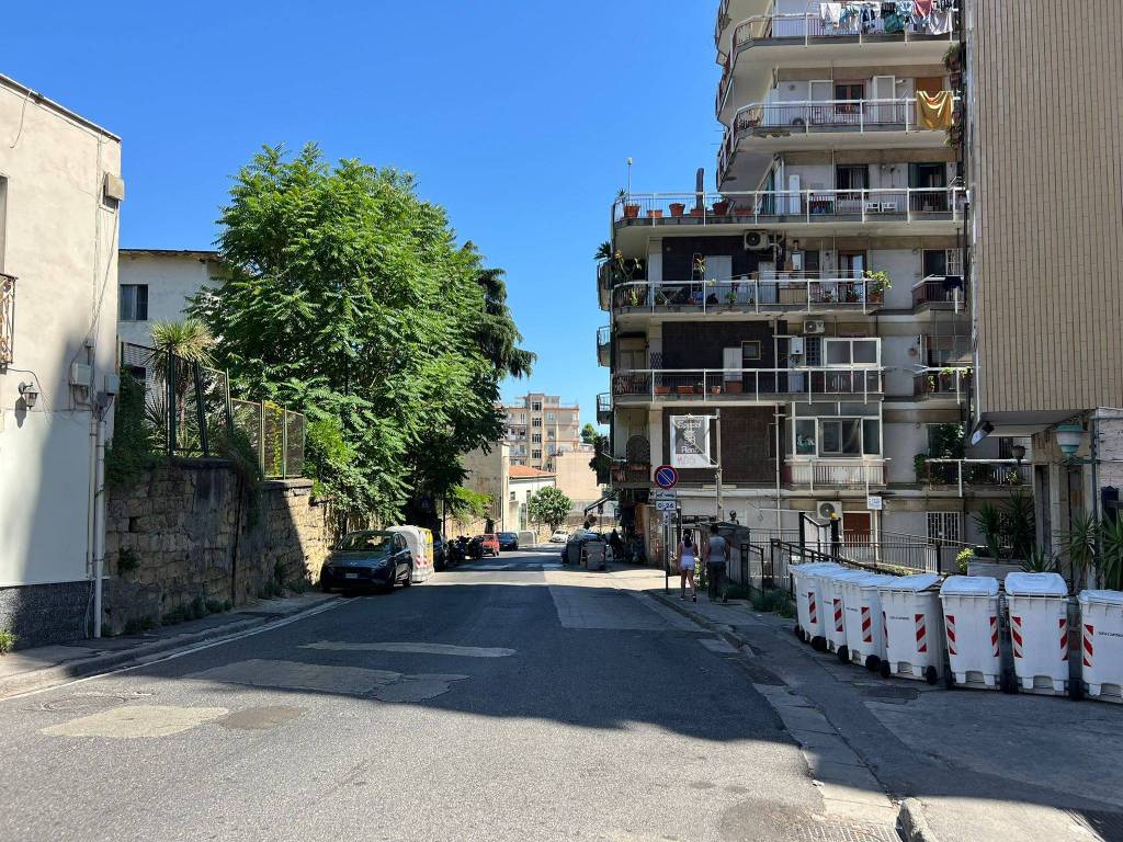 Palazzo / stabile a Napoli in Via San Giacomo dei Capri - Foto 3