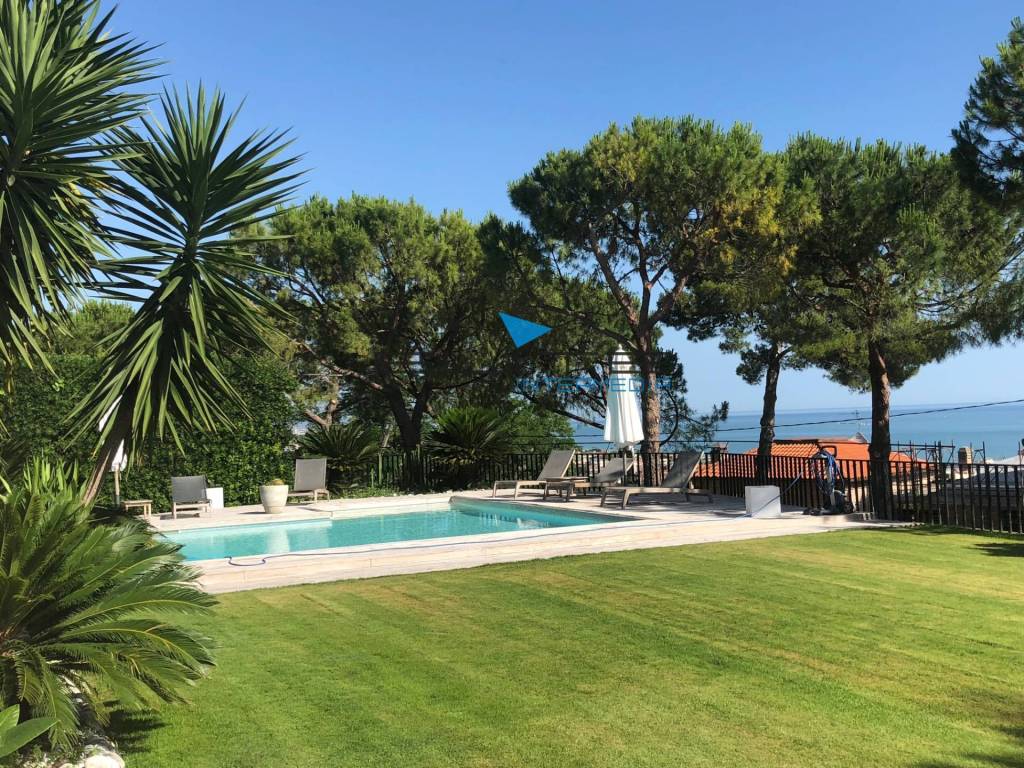 Villa a Francavilla al mare in Via Arnaldo De Simone, 99 - Foto 5