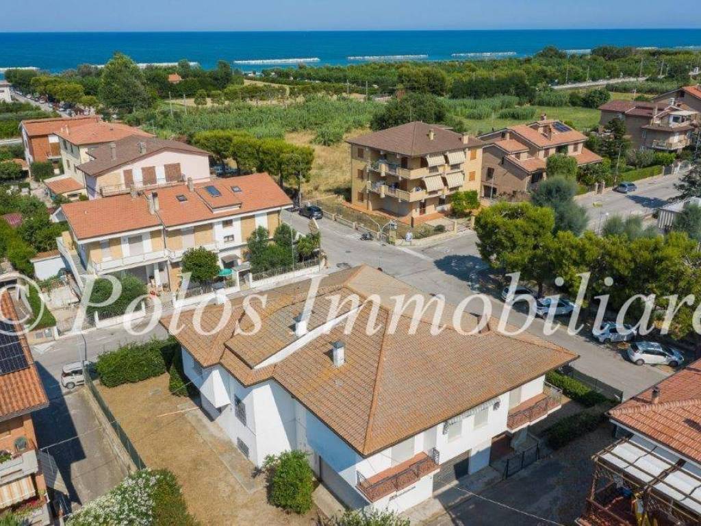Villa a Fermo in Via della Stazione, 12 - Foto 4