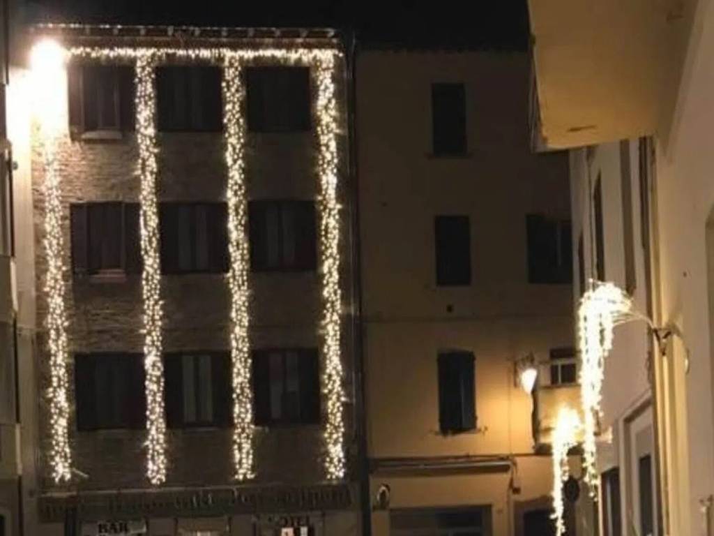 Palazzo / stabile a Umbertide - Foto 4